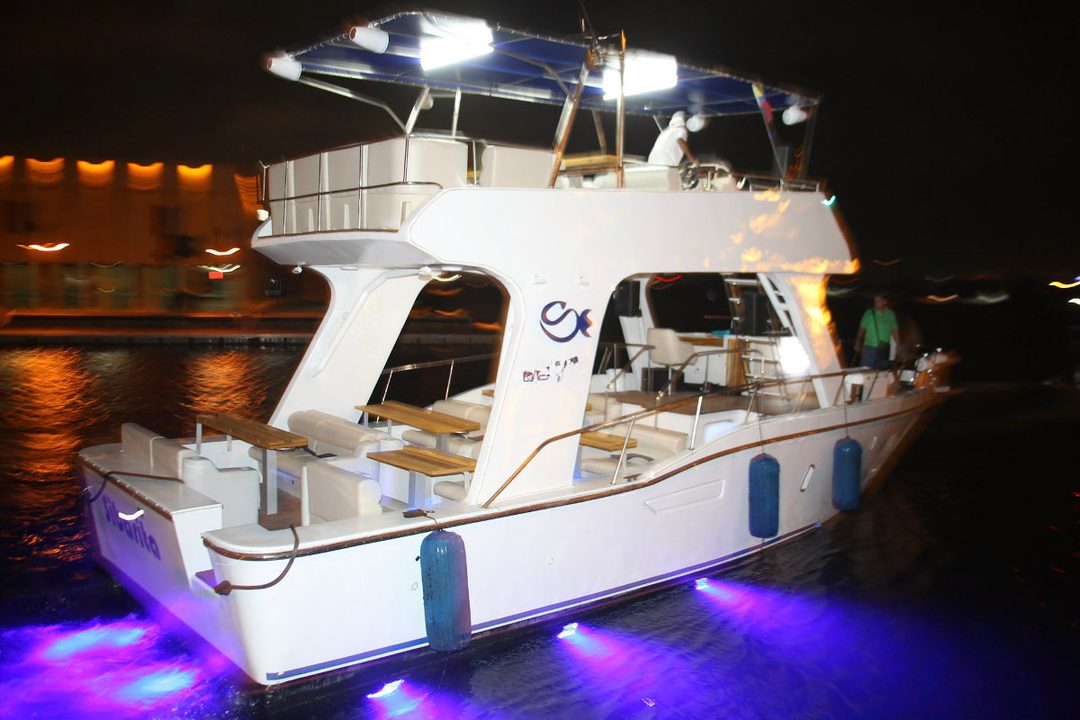 Dinner Cruise on the Bay — Cartagena