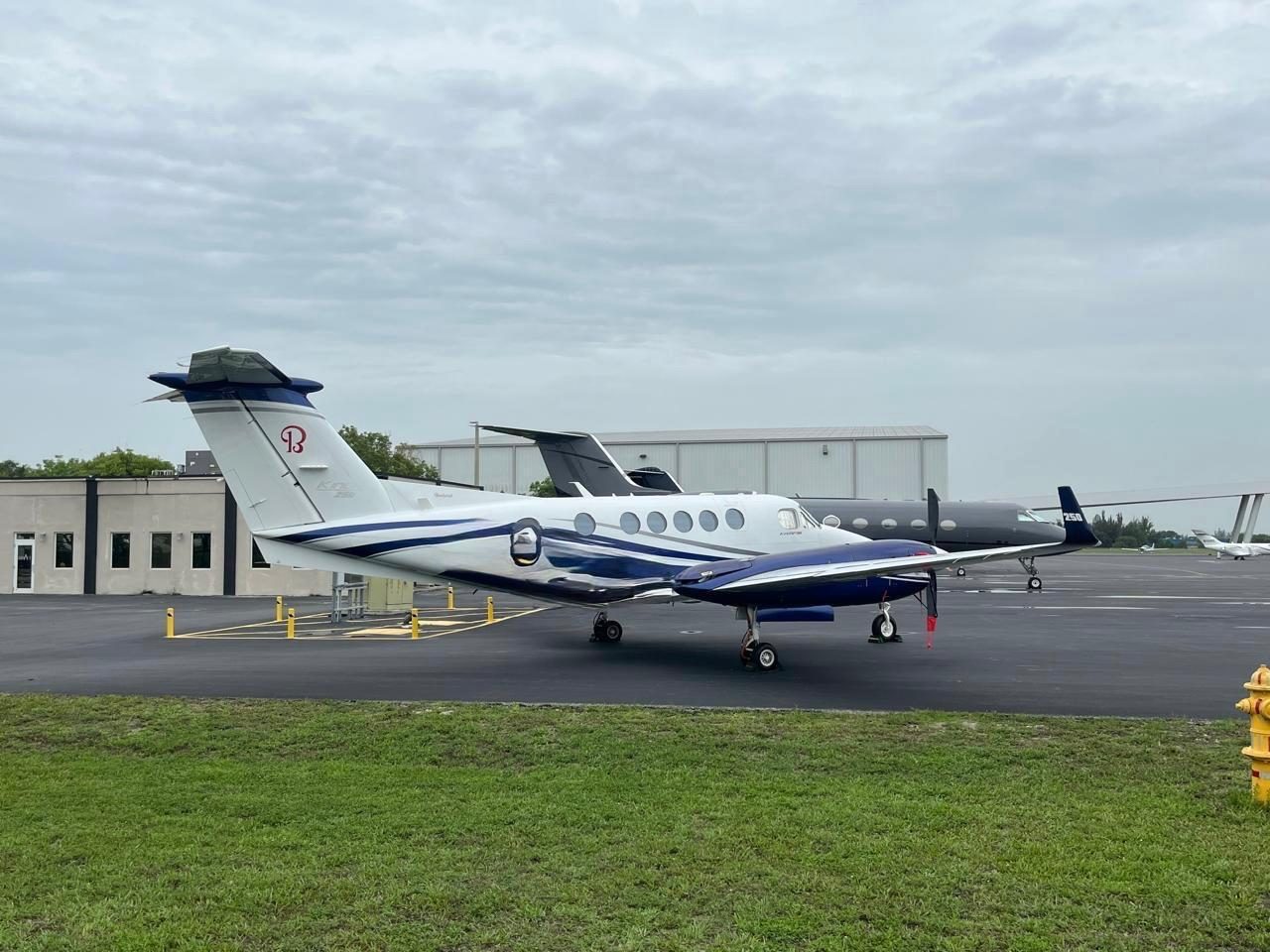 King Air 250, chárter de aeronave privada