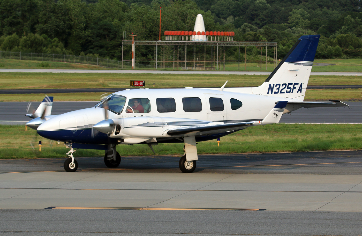 Piper Navajo