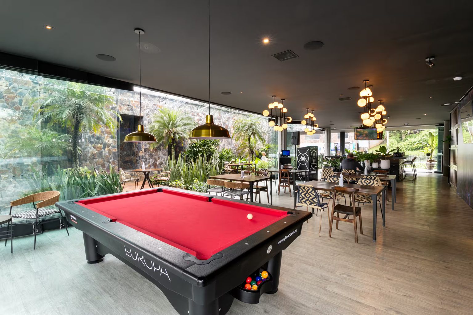 Social area with pool table at Energy Living, Medellin