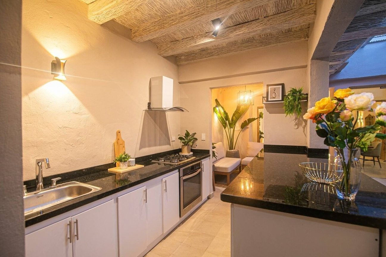 Fully equipped kitchen at Iconic Center, Cartagena