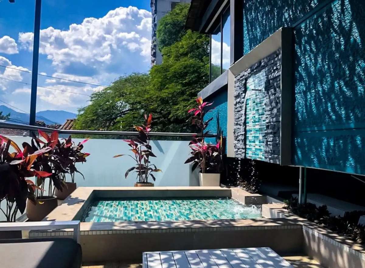 Luxury Lleras