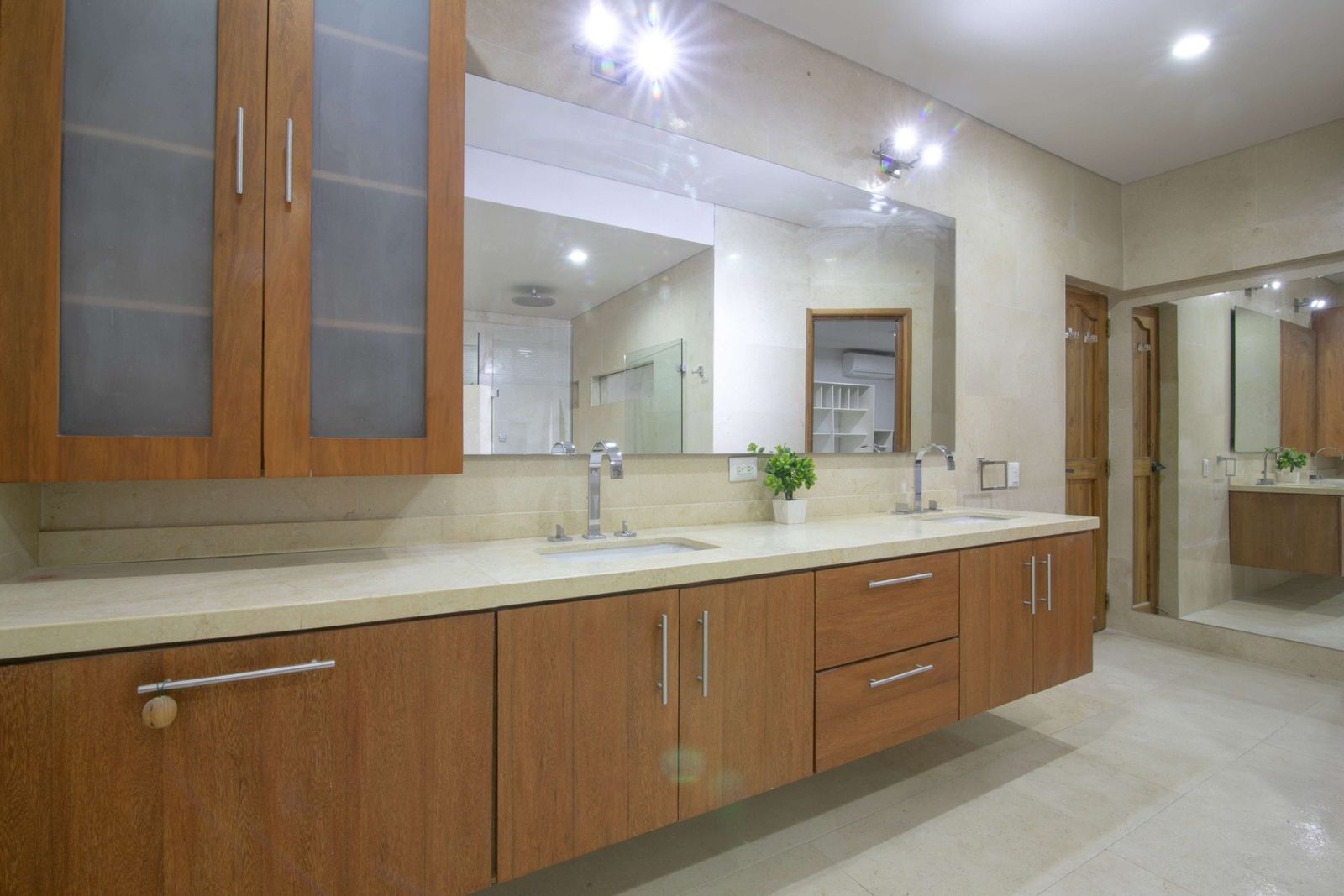 Bathroom with double vanity at Mar House, Bocagrande