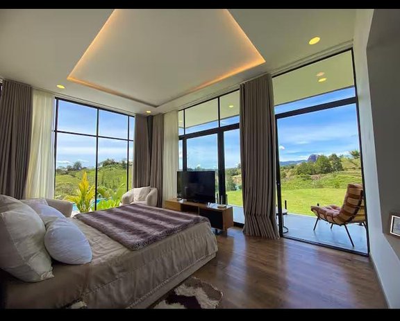Villa Laguna