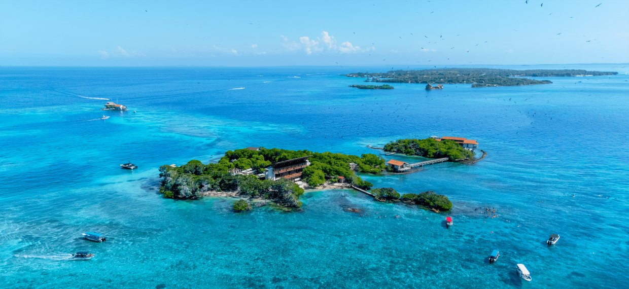 Aerial view of Pao Pao Beach Club, Rosario Islands
