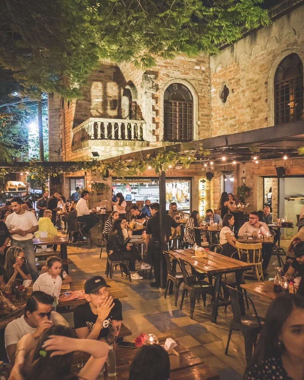 Bonhomia — Medellin